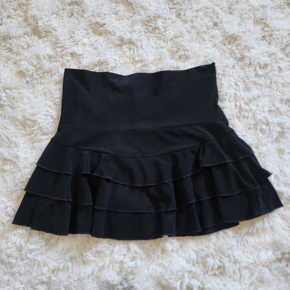 Charlotte Russe Black Ruffled Circle Skater Skirt